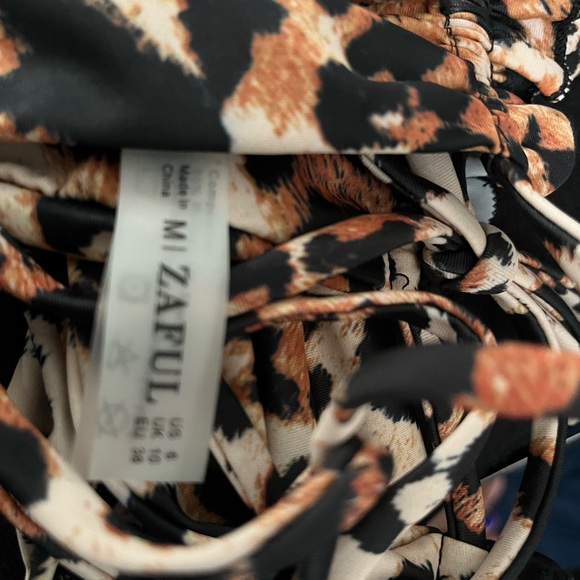 Zaful Leopard Print Bikini Top - Picture 4 of 4